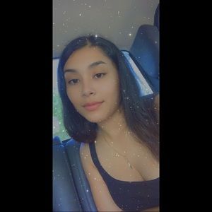 Meet your Posher, Jasmine